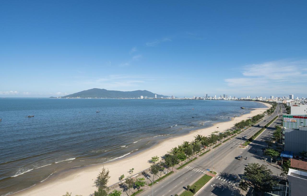 Khách sạn Avenis 3*